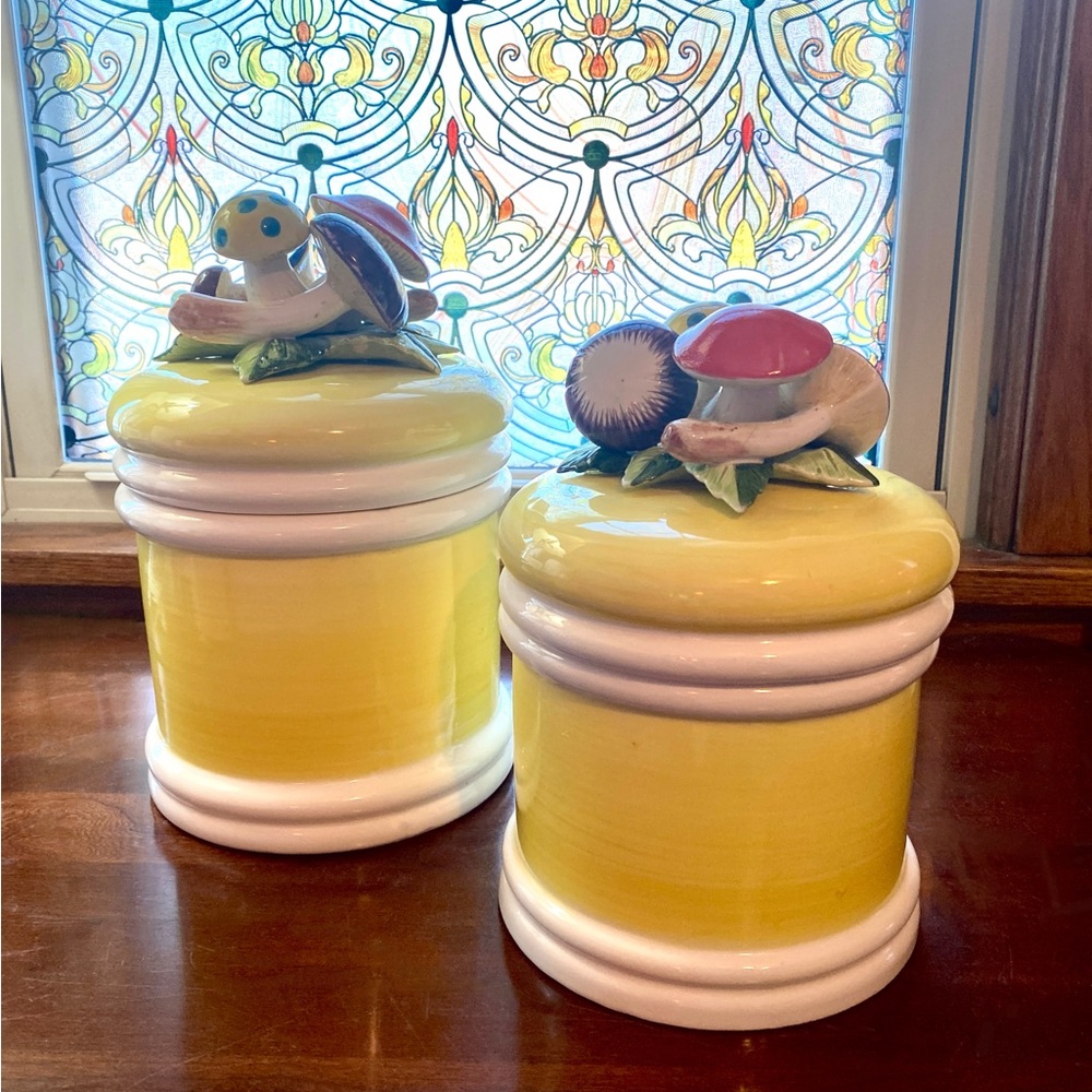 Vintage Seymour Mann Ceramic Mushroom Canisters | Set of 2